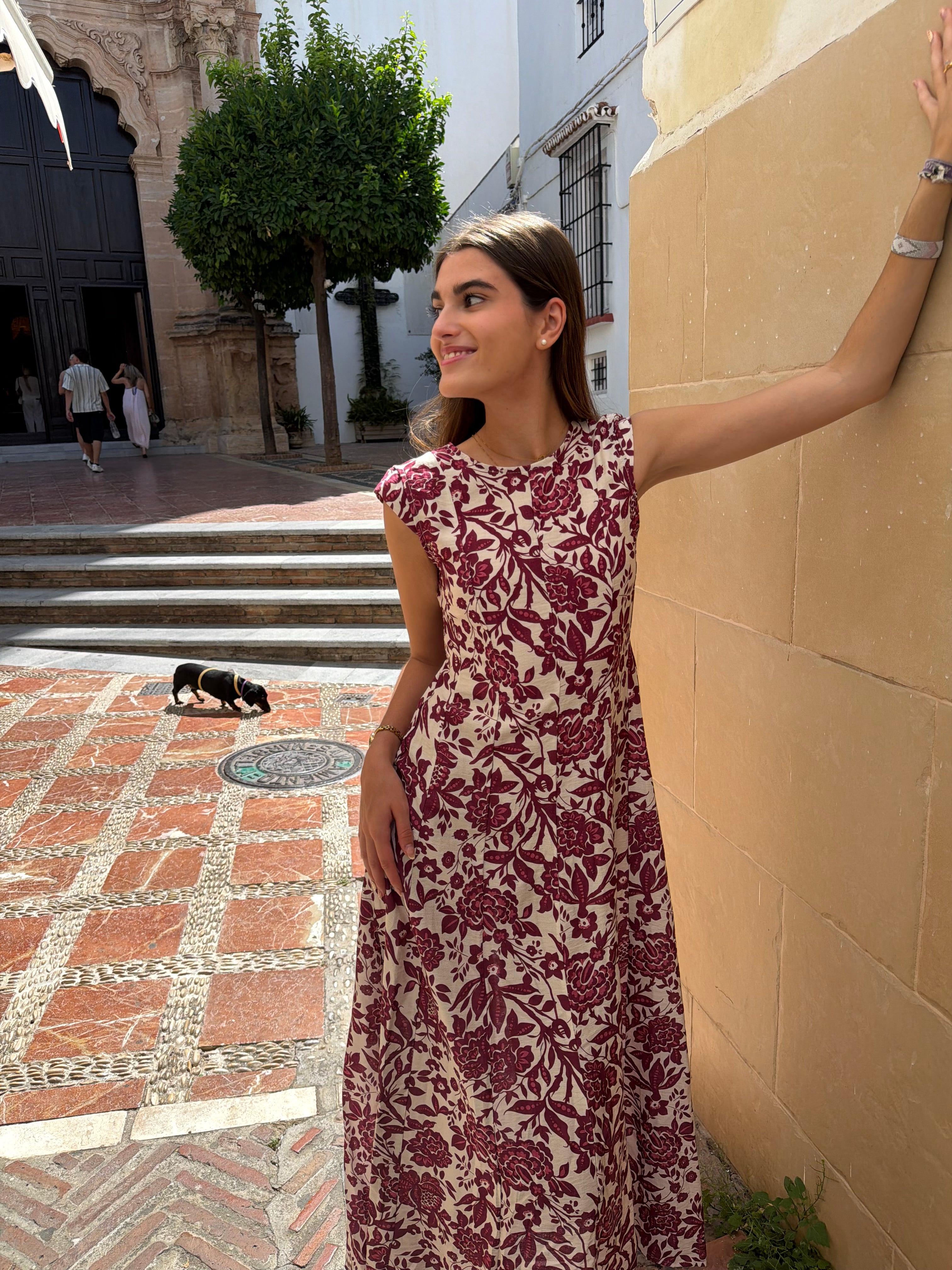 VESTIDO BLANCO Y ROJO